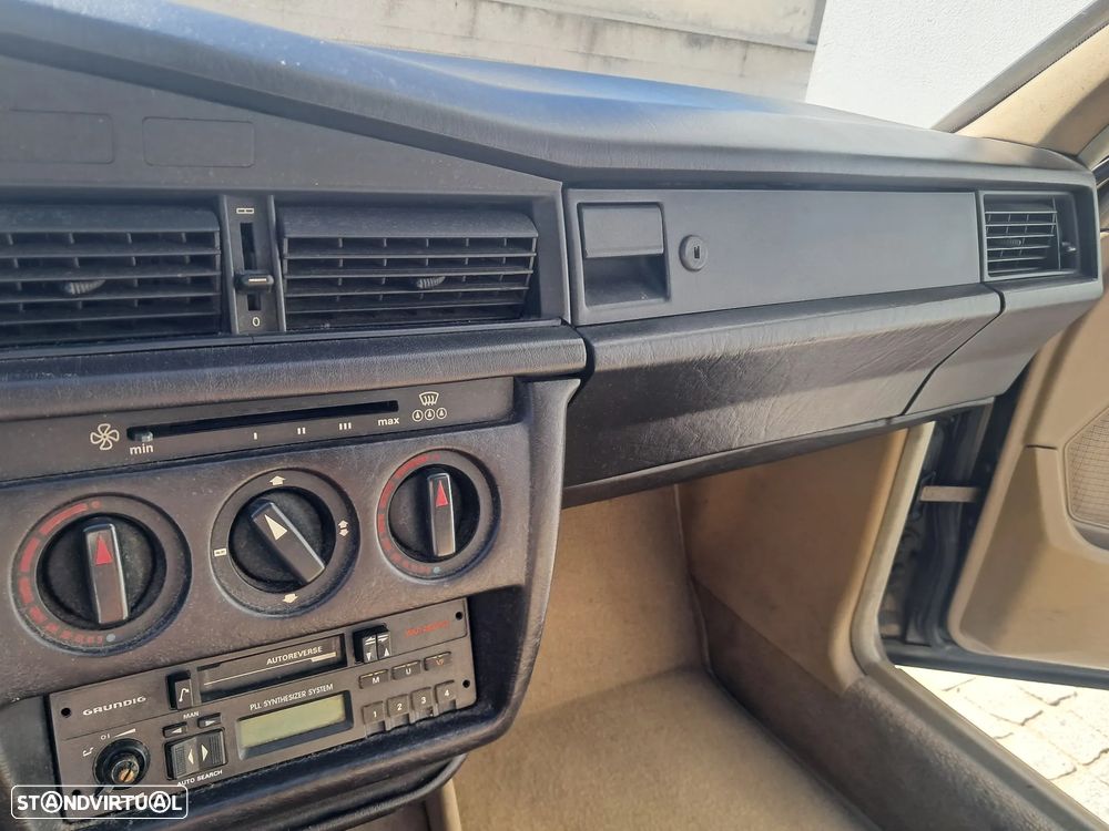 Mercedes-Benz A 190 - 4