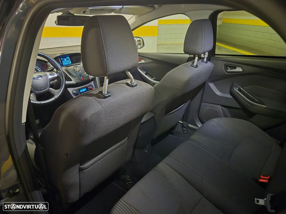 Ford Focus SW 1.6 TDCi Titanium Best - 27