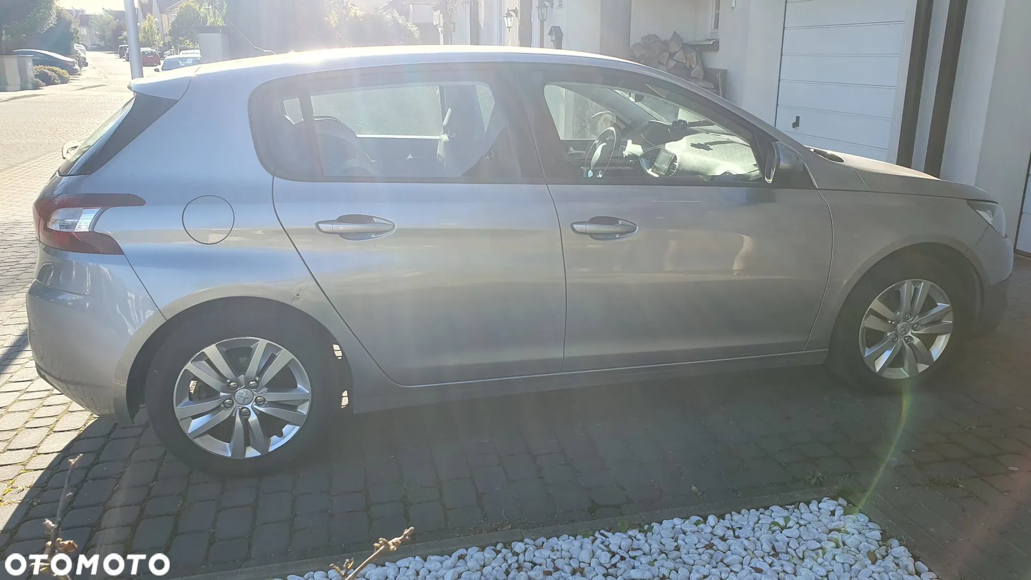 Peugeot 308 1.6 e-HDi Active S&S - 3