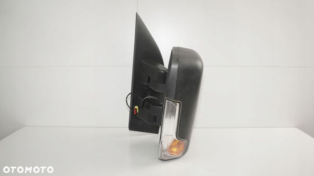 LUSTERKO PRAWE IVECO DAILY IV 14R- 2PIN - 14