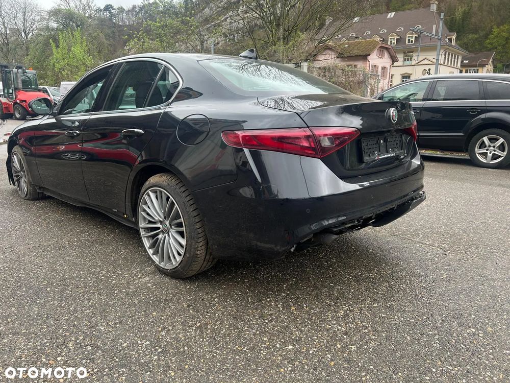 Alfa Romeo Giulia 2.2 D Turbo Super - 1