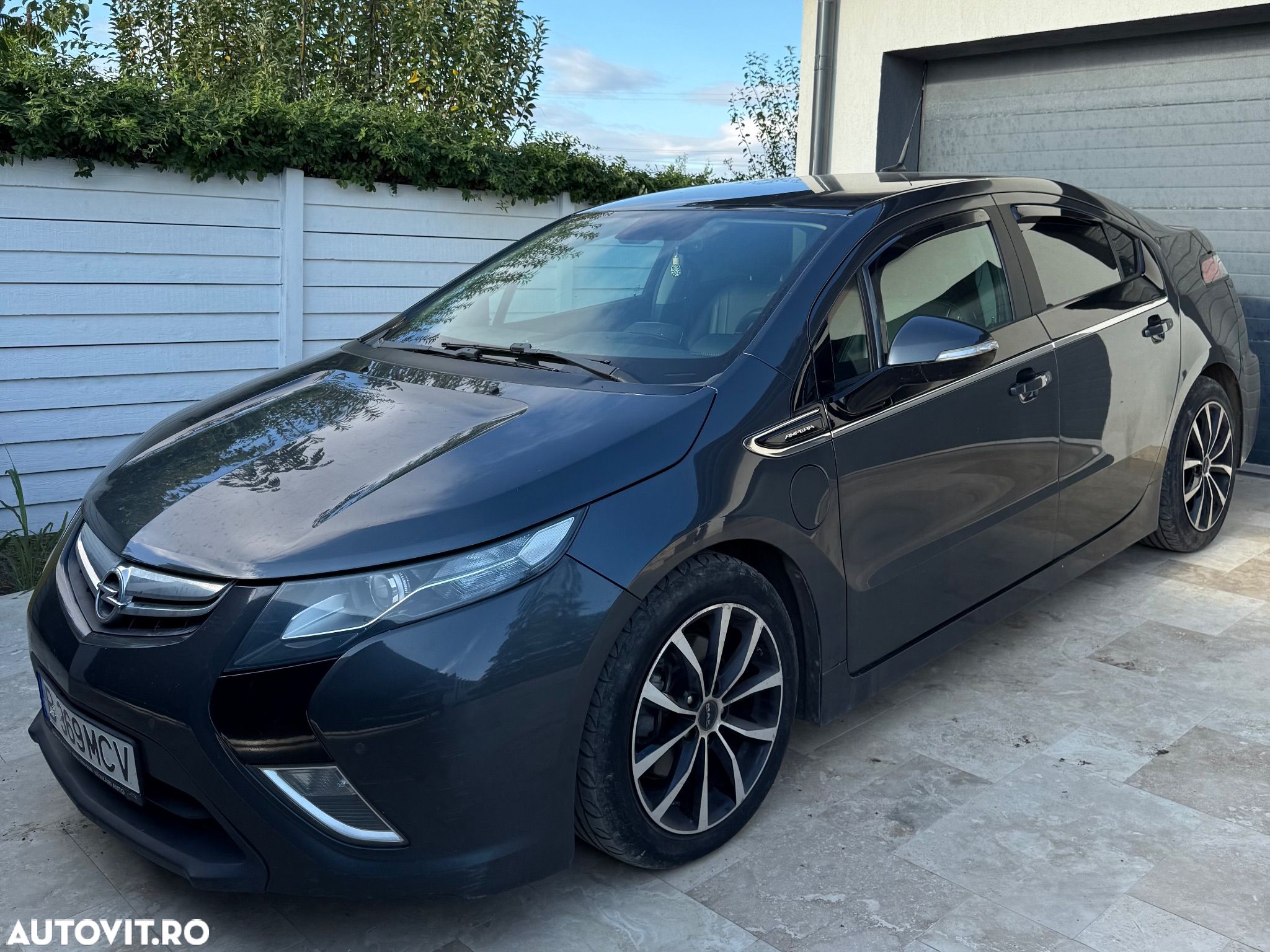 Opel Ampera - 1