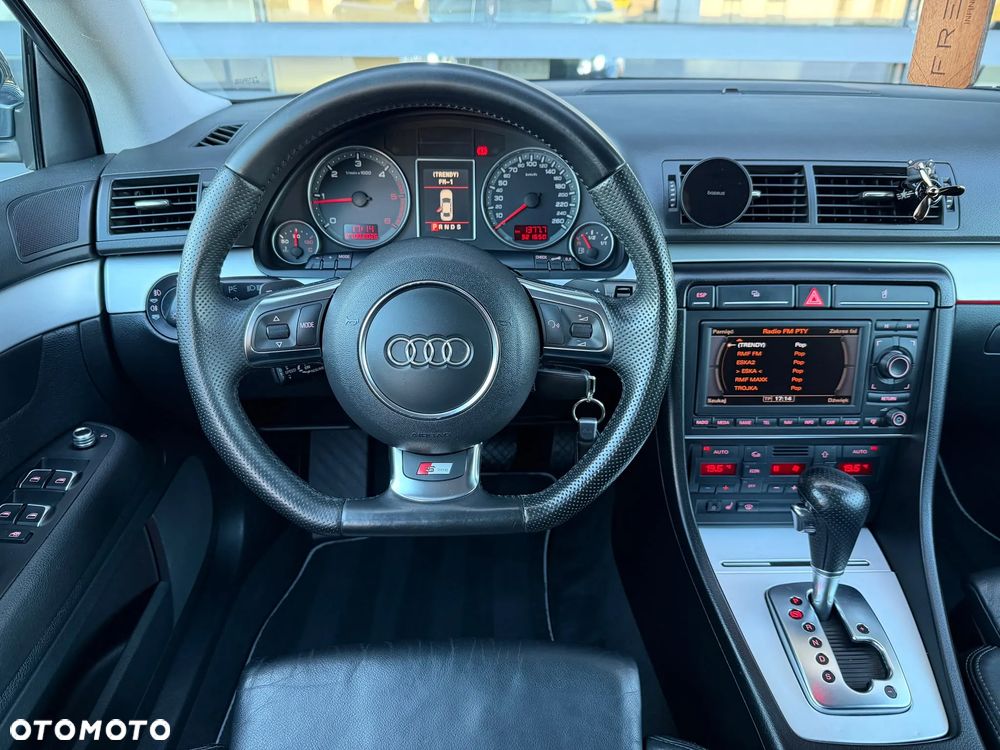 Audi A4 Limousine 3.0 TDI Quattro Tiptronic - 23