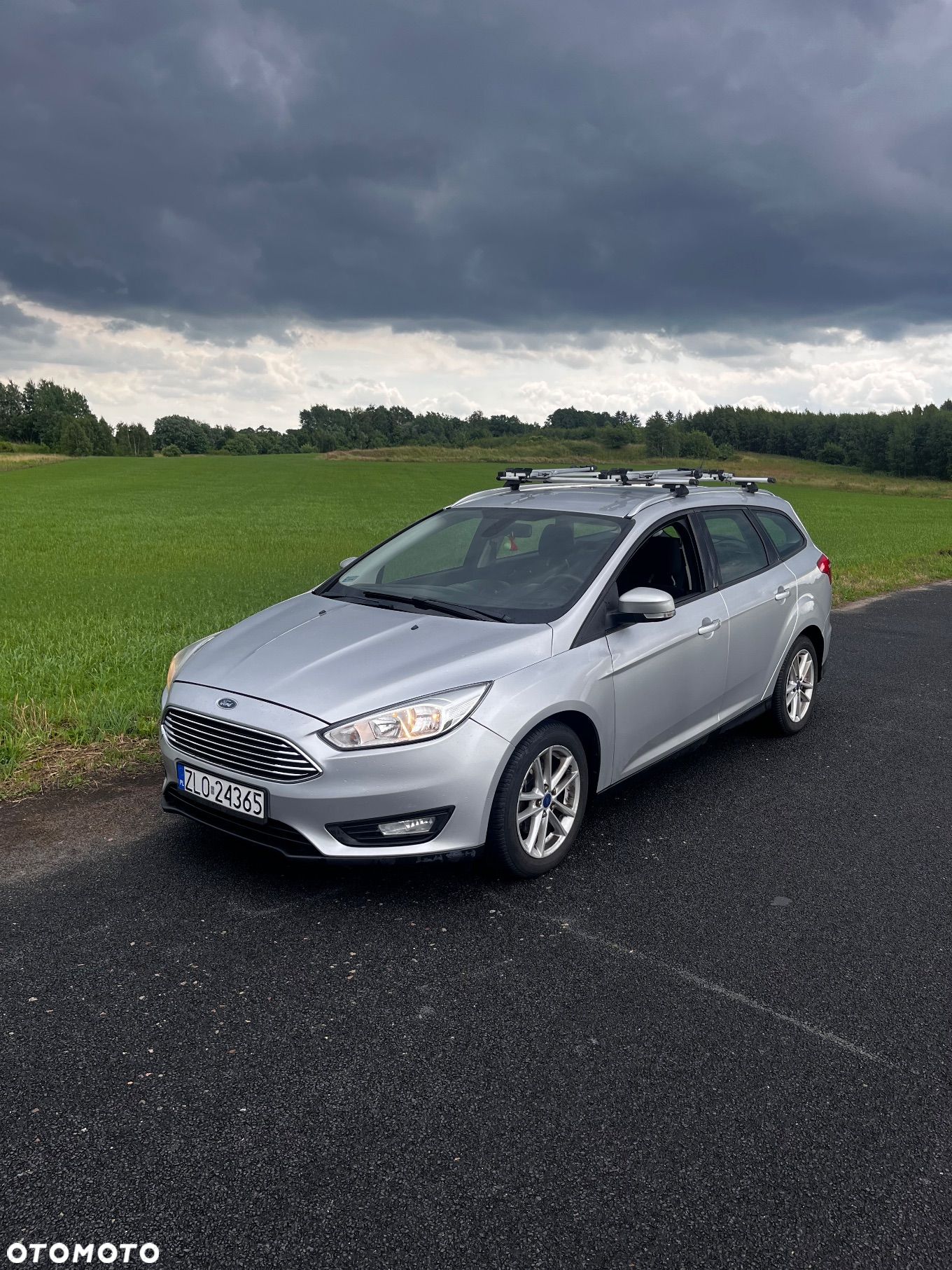 Ford Focus Turnier 1.5 EcoBlue Start-Stopp-System TITANIUM - 1