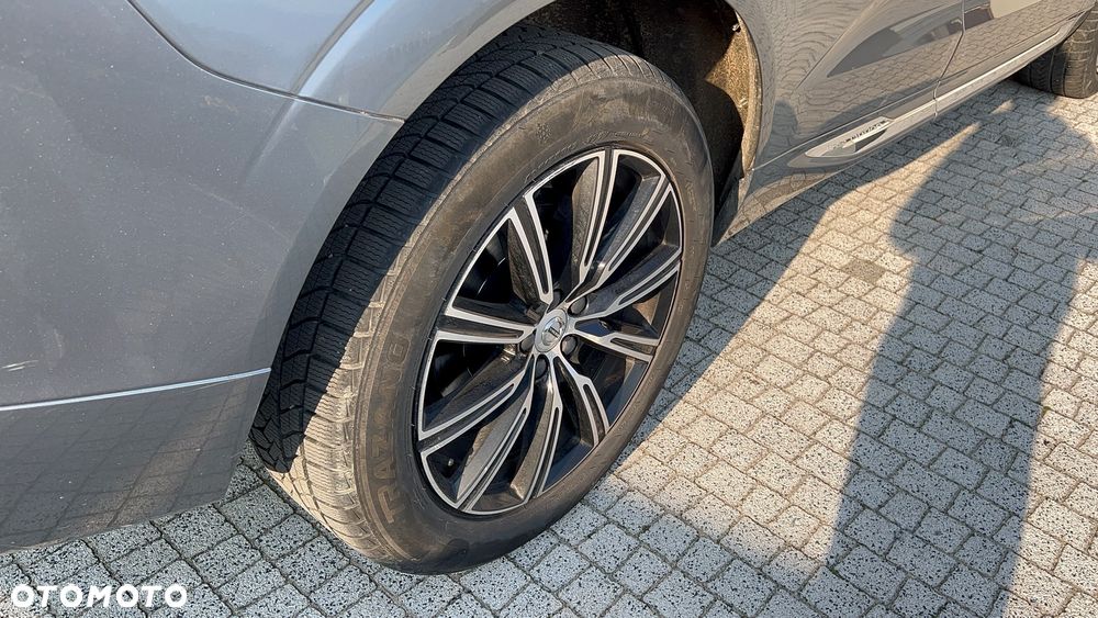 Volvo XC 60 B4 D AWD Inscription - 37