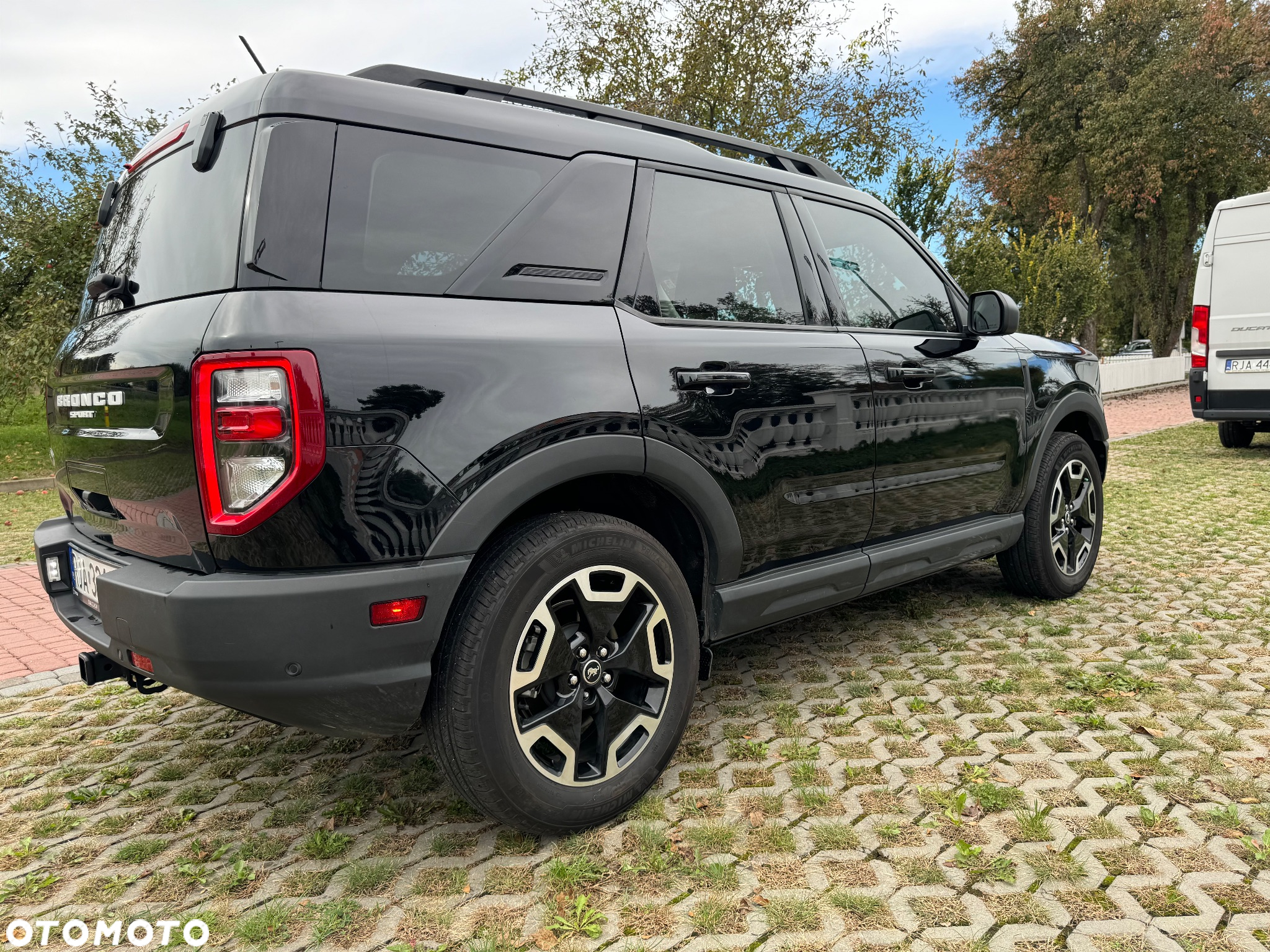 Ford Bronco - 27