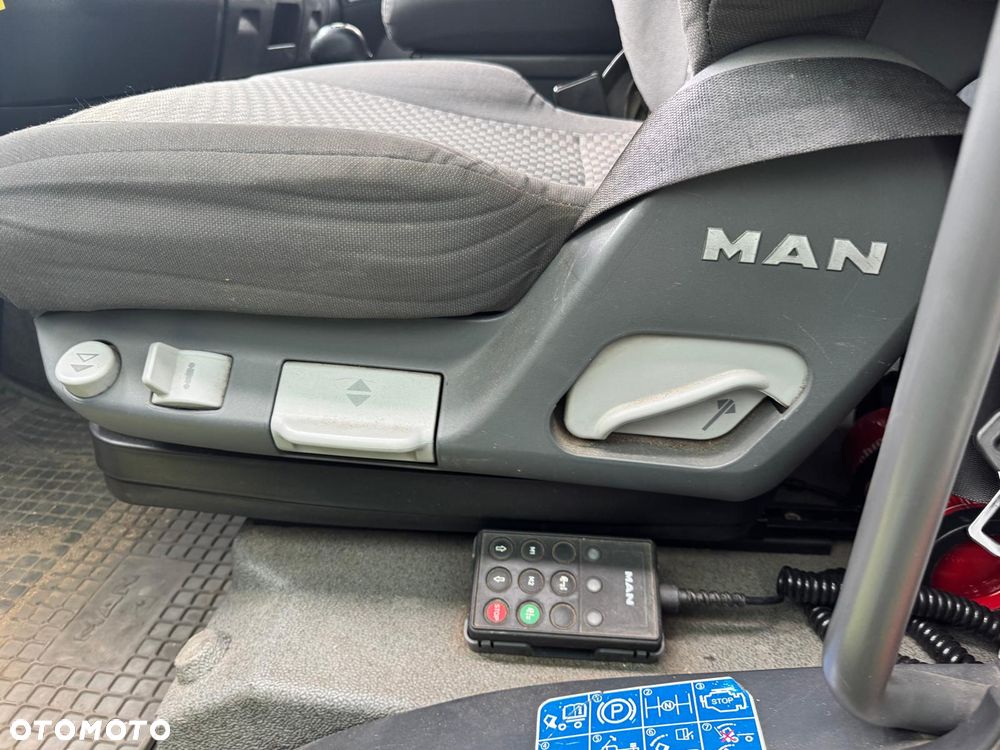 MAN 10.210 TGL - 6