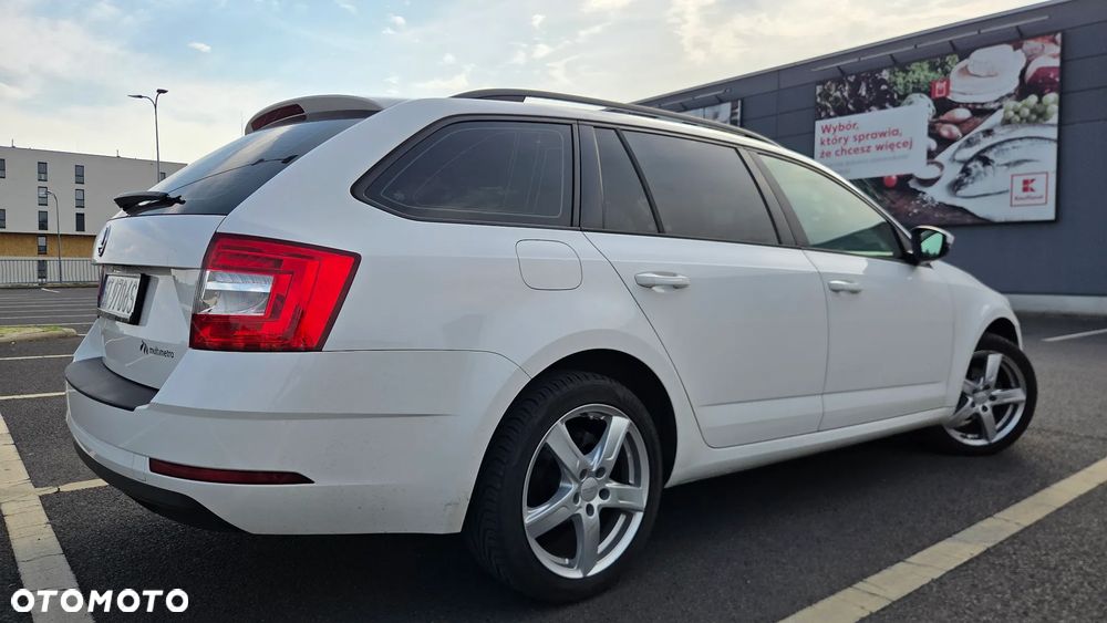 Skoda Octavia 1.6 TDI Ambition - 3