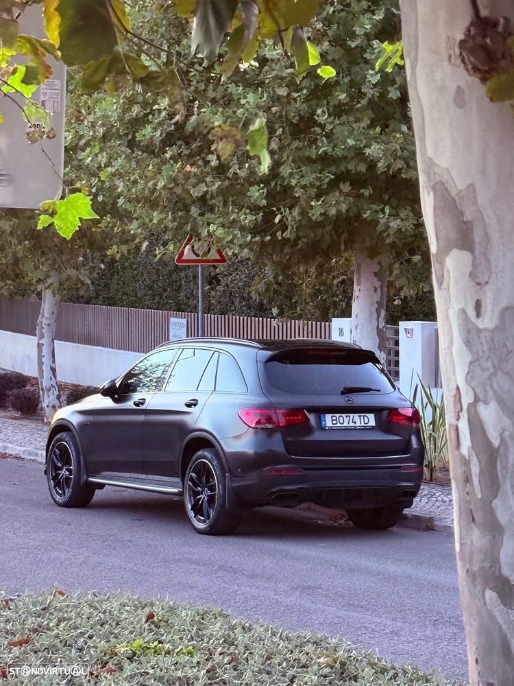 Mercedes-Benz GLC 300 de 4Matic 9G-TRONIC AMG Line - 24
