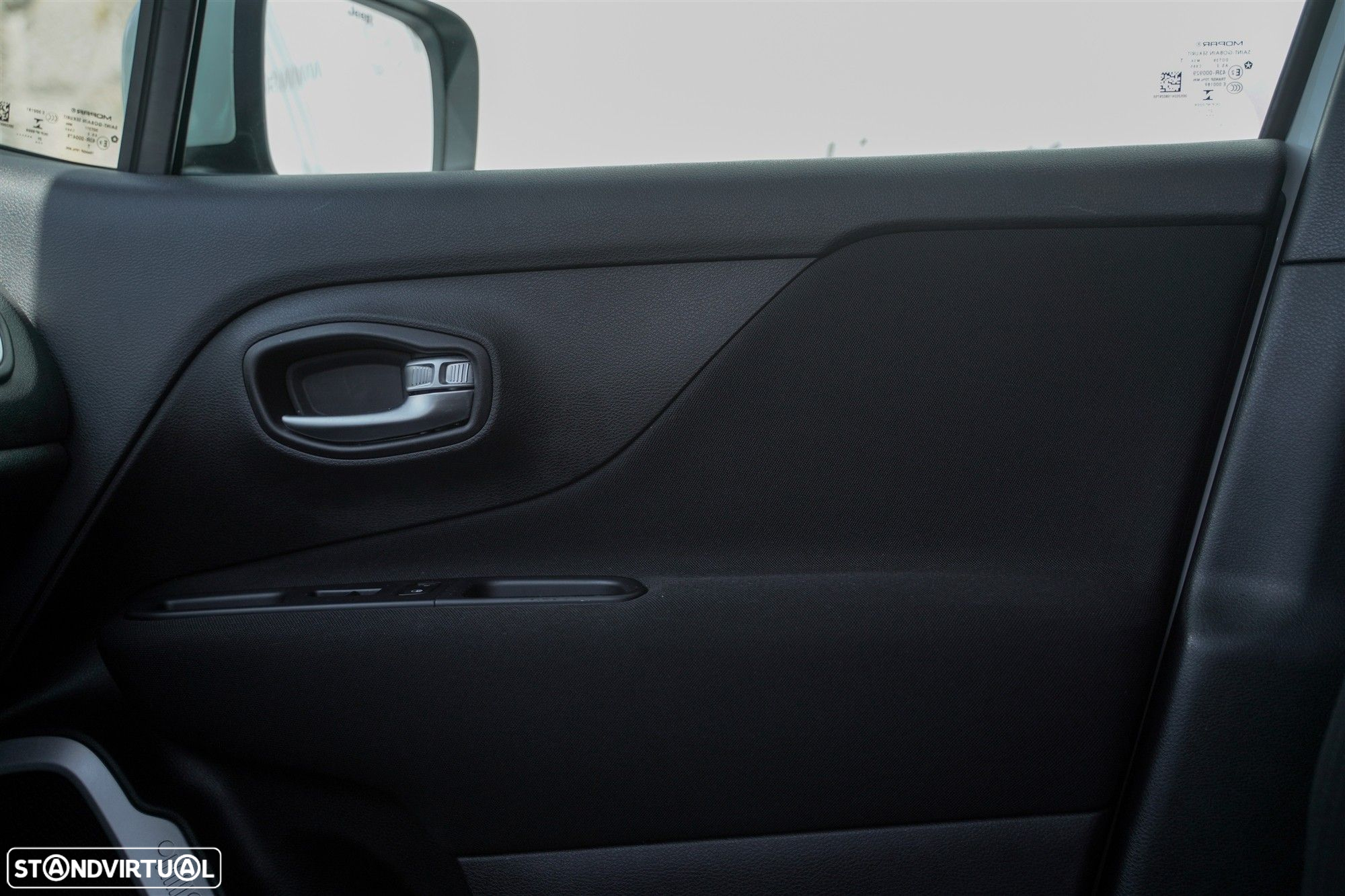 Jeep Renegade 1.0 T Longitude - 27