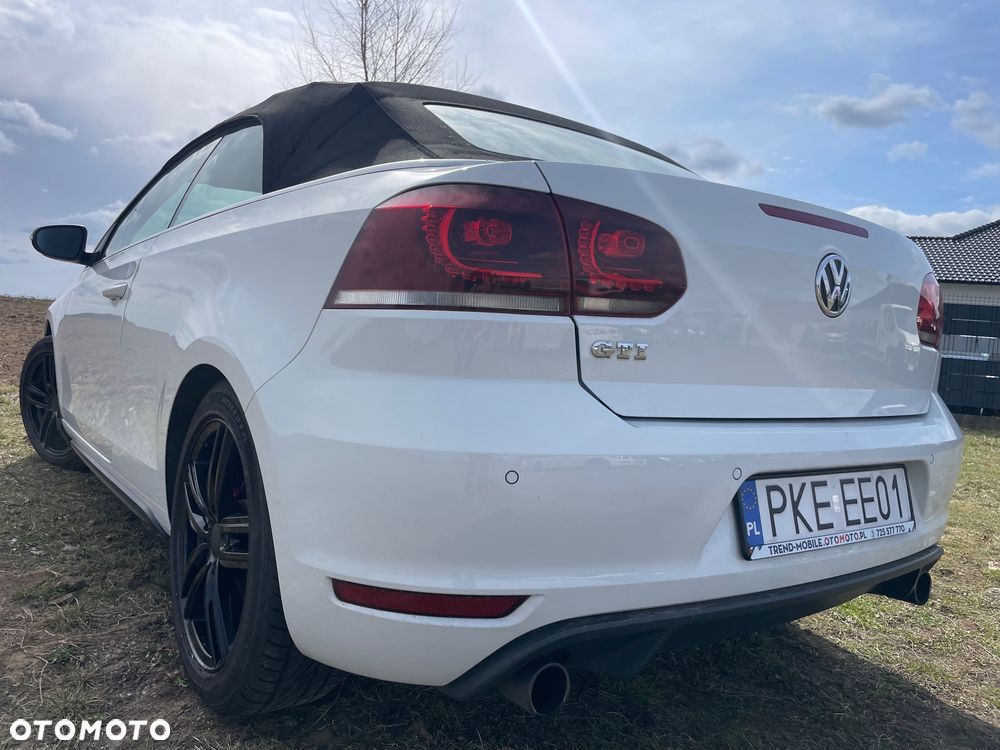 Volkswagen Golf - 8