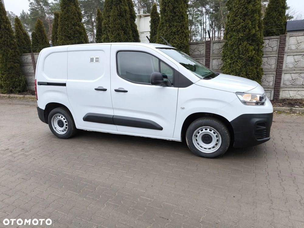Citroën BERLINGO - 13