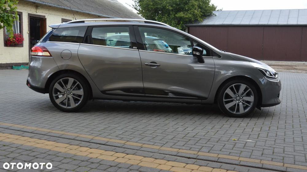 Renault Clio - 8