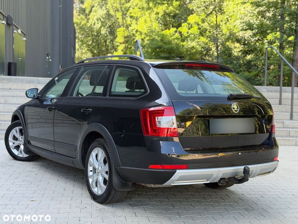 Skoda Octavia 2.0 TDI 4x4 DSG Scout - 13