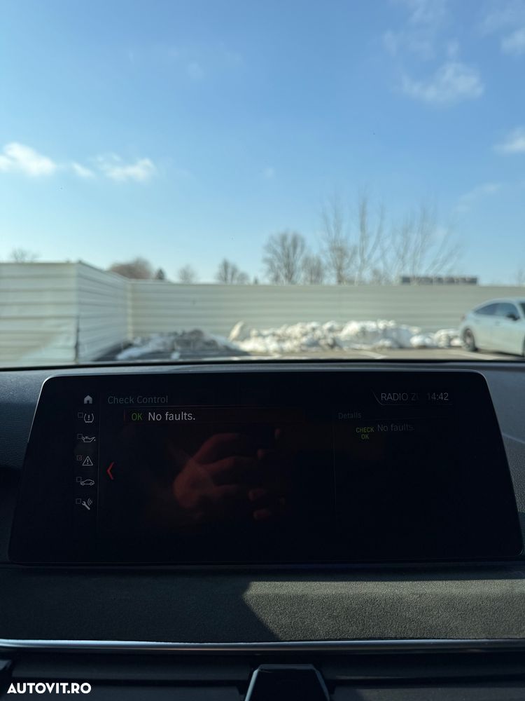 BMW Seria 5 540i Aut. Sport Line - 12