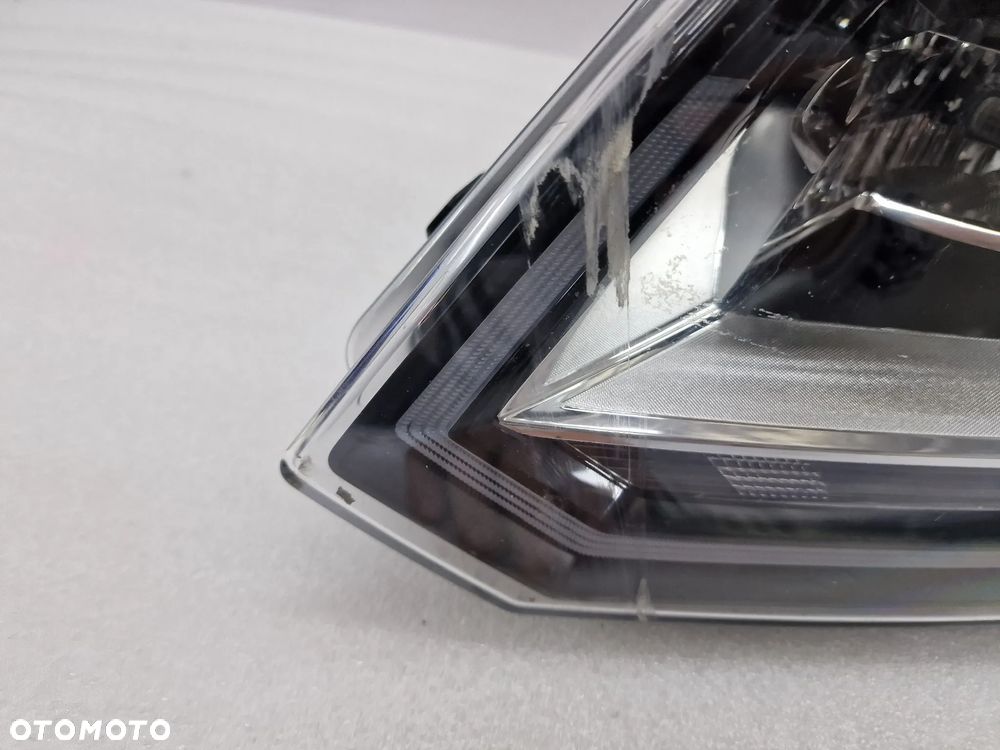 VW AMAROK I LIFT 2H3 16- LEWA LAMPA PRZEDNIA PRZÓD  XENON , NR 2H3941031B , NR AUKCJI LA86 - 6