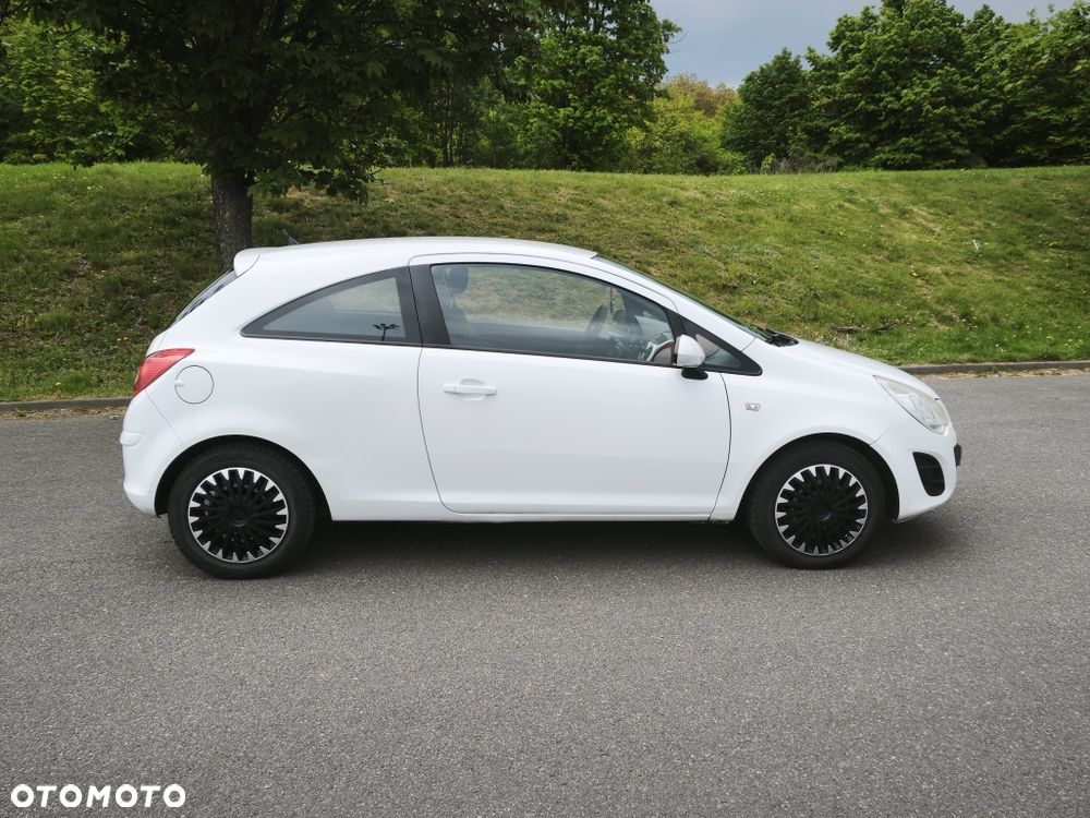 Opel Corsa - 4