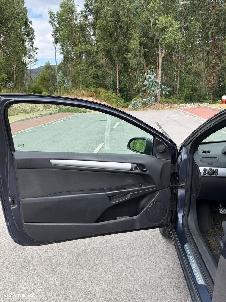 Opel Astra GTC 1.7 CDTI - 9