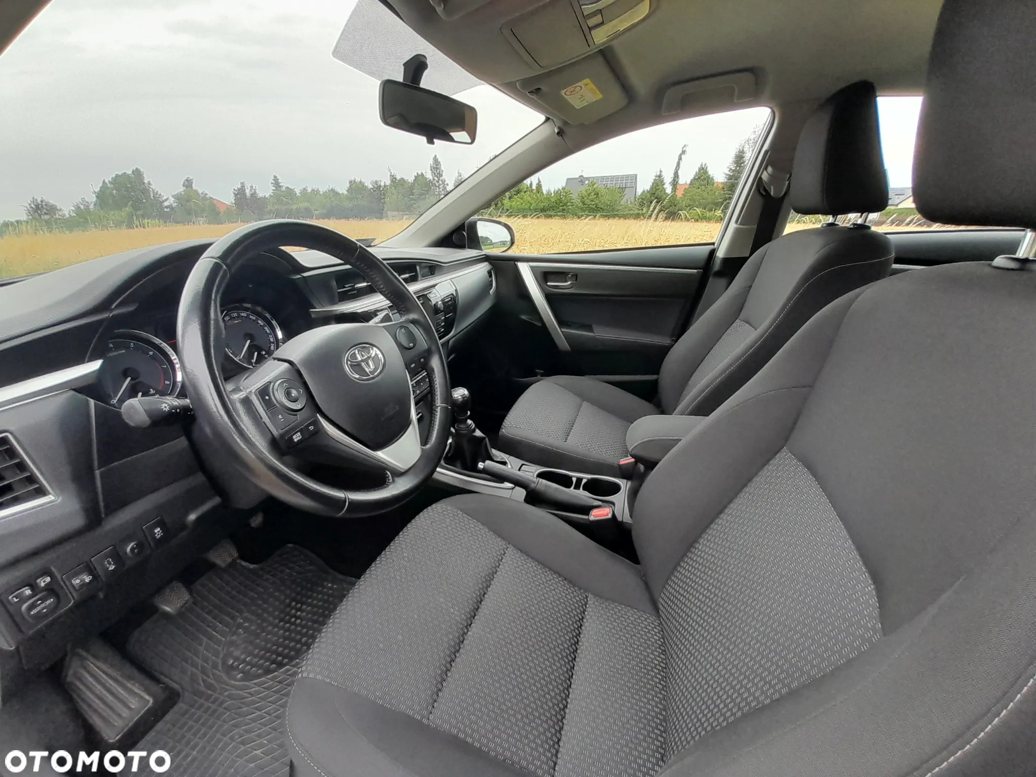 Toyota Corolla 1.6 Premium - 10