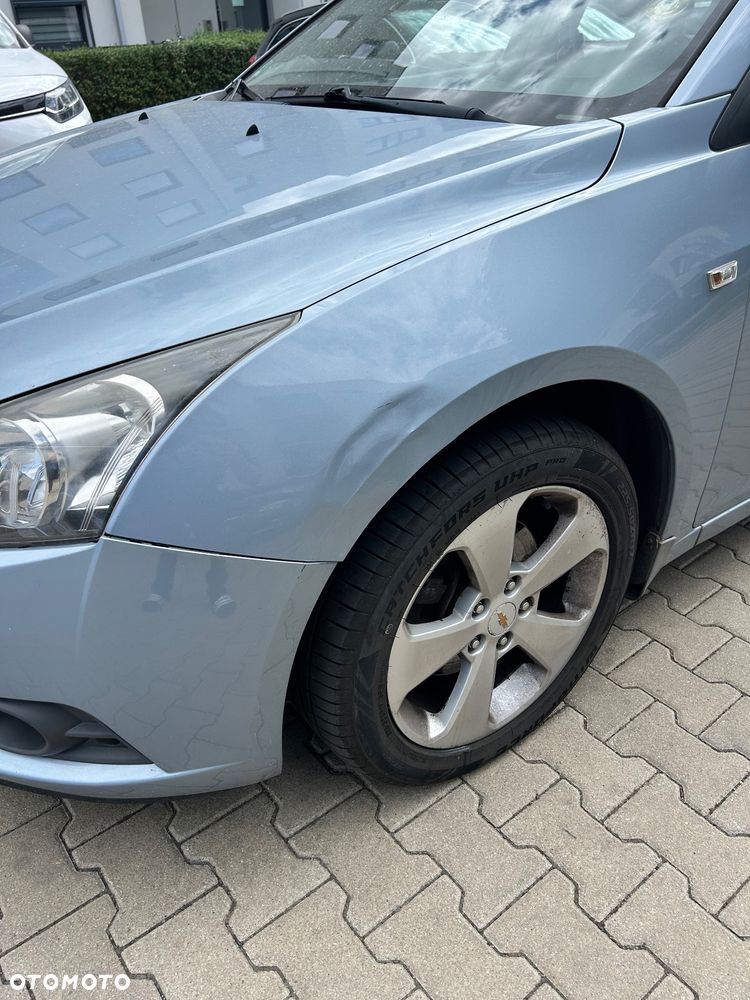 Chevrolet Cruze - 18