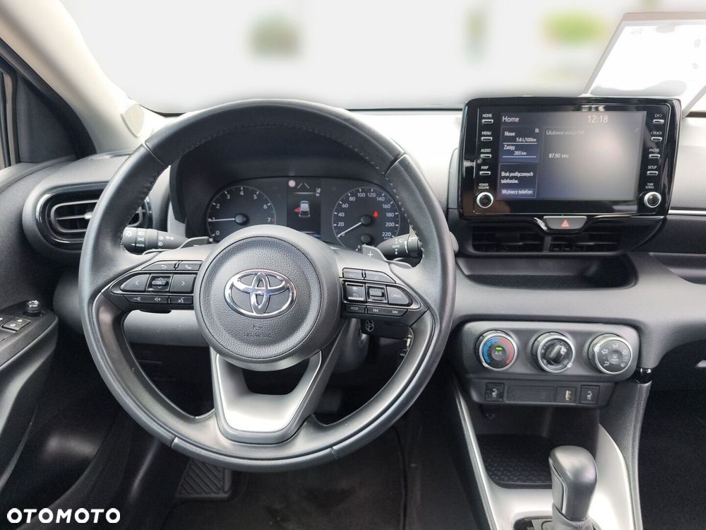 Toyota Yaris 1.5 Comfort CVT - 16