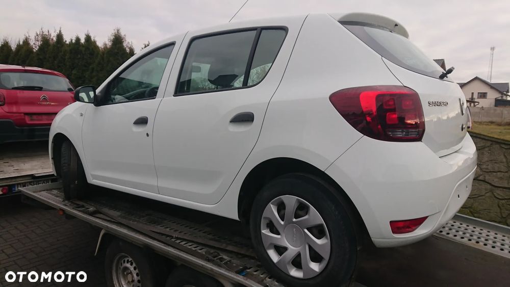 Dacia Sandero - 5