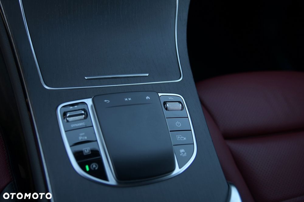 Mercedes-Benz GLC 220 d 4Matic 9G-TRONIC Exclusive - 34