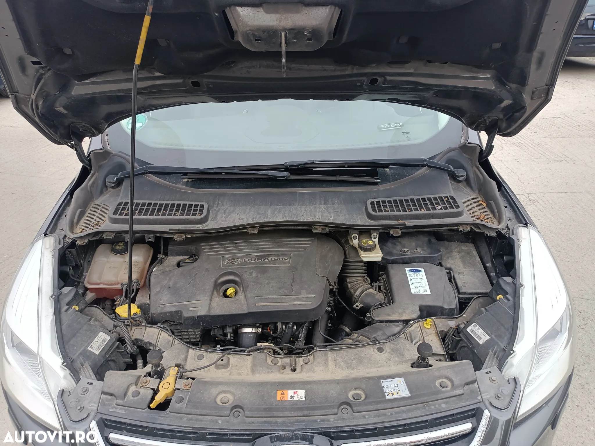 Ford Kuga 2.0 TDCi 2WD Titanium - 27