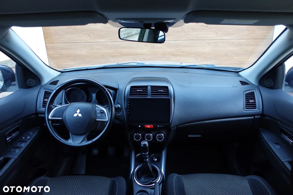 Mitsubishi ASX - 16