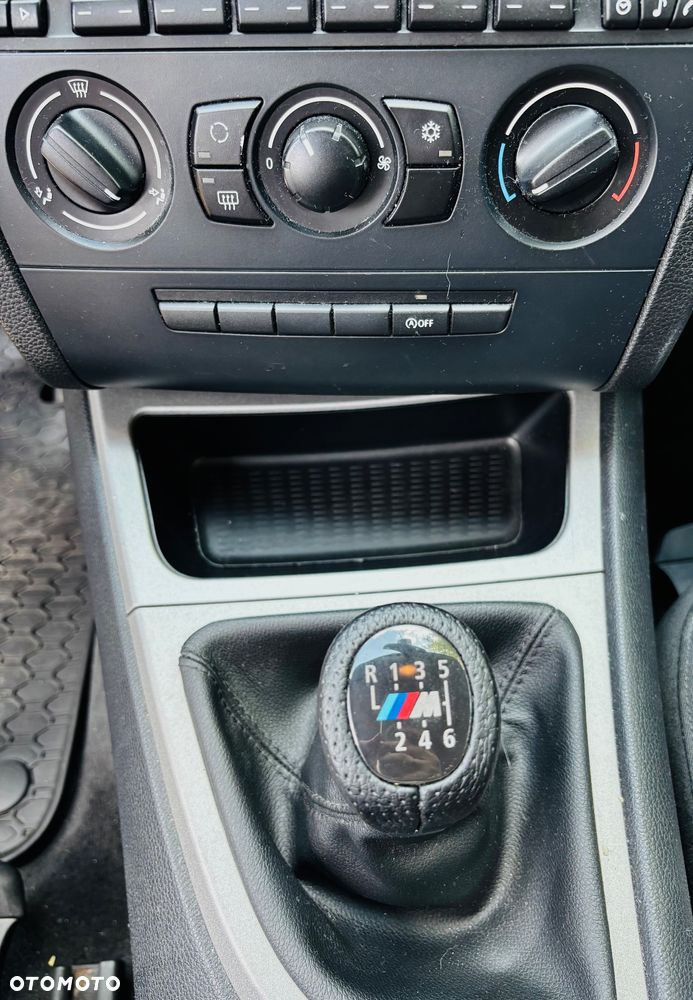 BMW Seria 1 118d - 14