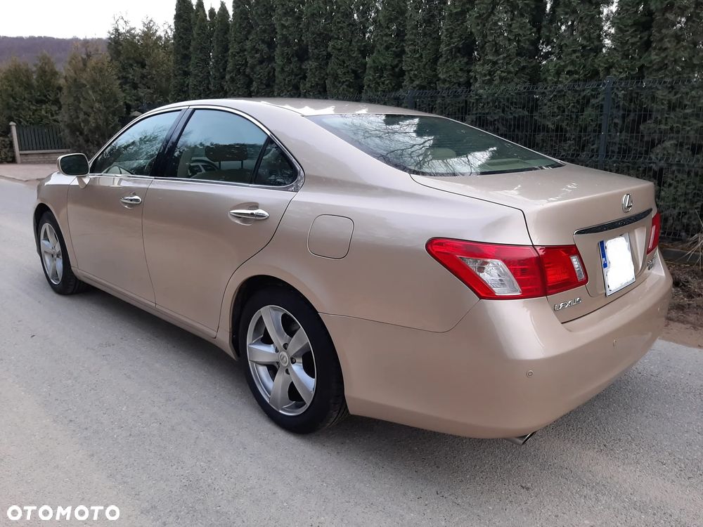 Lexus ES - 6