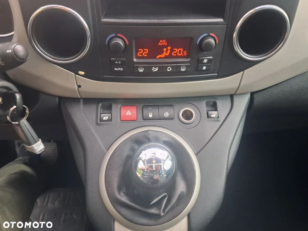 Peugeot Partner HDi FAP 115 Allure - 27