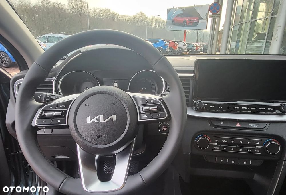 Kia Ceed 1.5 T-GDI Tribute - 11