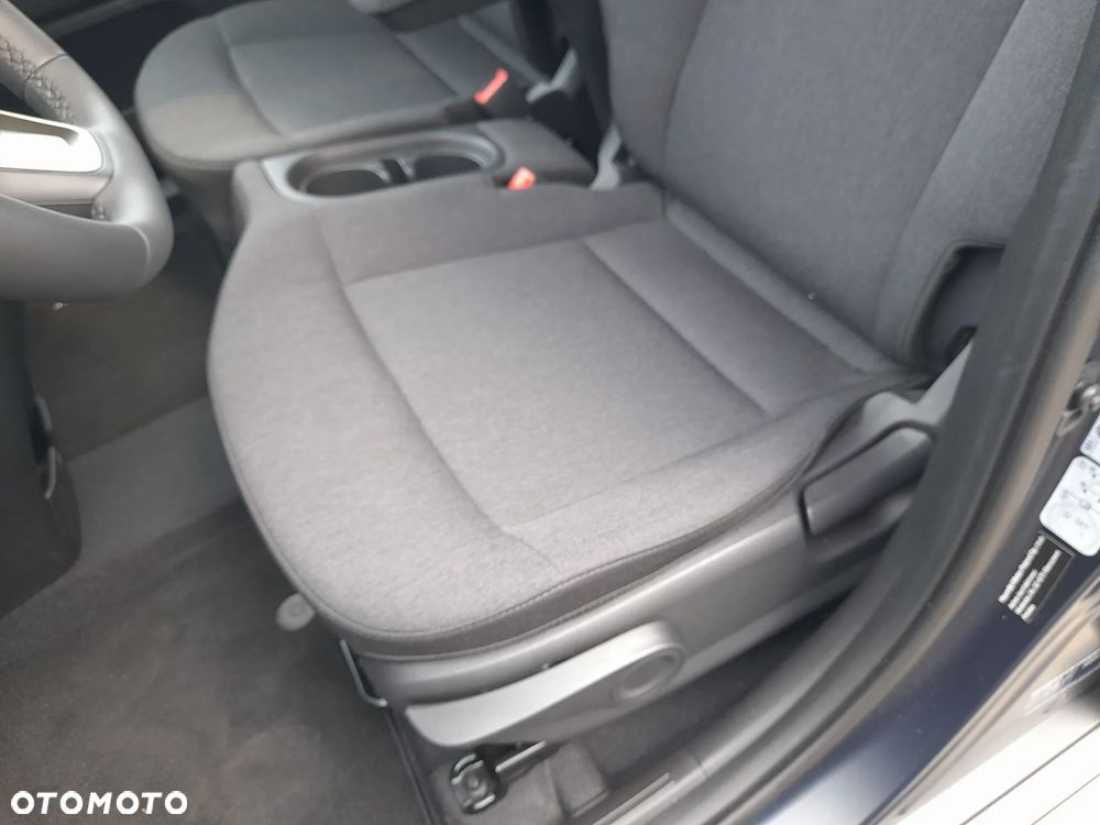 Hyundai Inster 49kWh Modern - 12