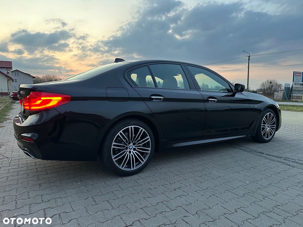 BMW Seria 5 520d xDrive M Sport sport - 6