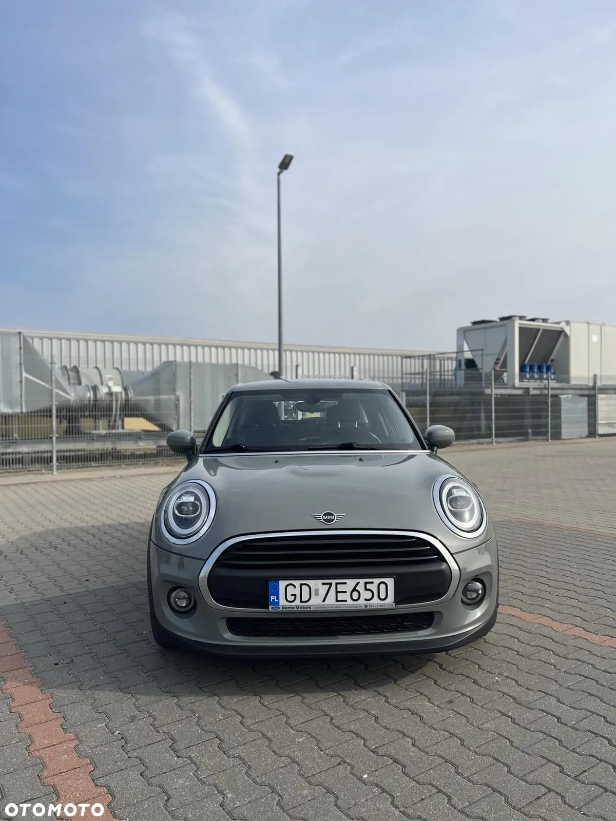 MINI ONE - 13
