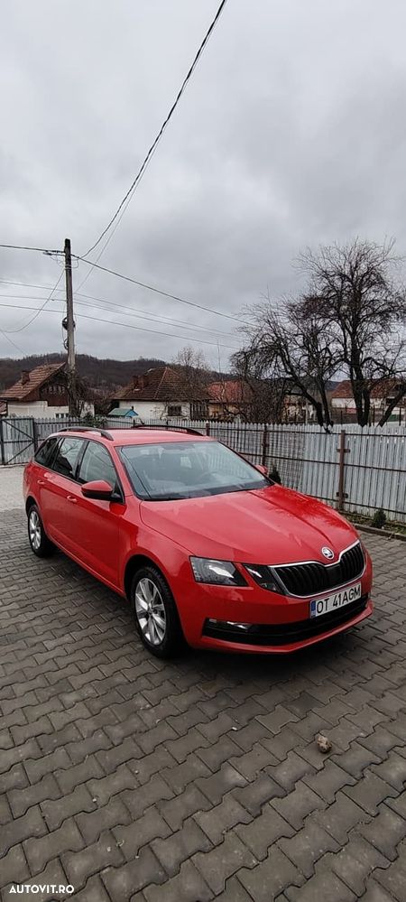 Skoda Octavia Combi Diesel 1.6 TDI DSG Ambition - 5