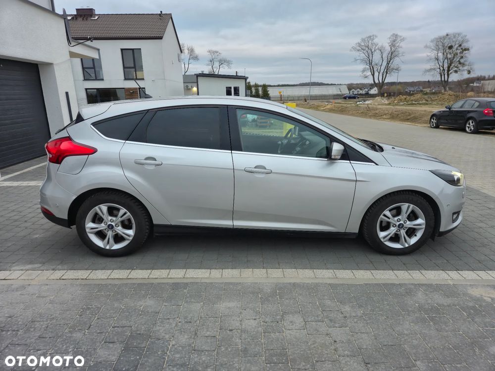 Ford Focus - 10