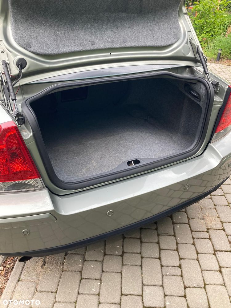 Volvo S60 2.0 T - 11