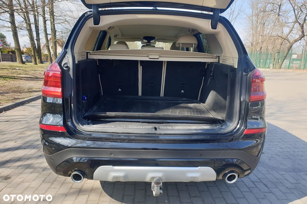 BMW X3 xDrive20d - 11