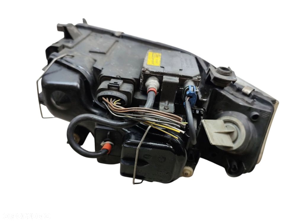 LAMPA LEWY PRZÓD AUDI A6 C5 LIFT (2001-2005) 2.5 TDI 163KM - 2