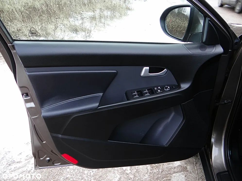 Kia Sportage 2.0 CVVT 2WD Automatik Spirit - 22