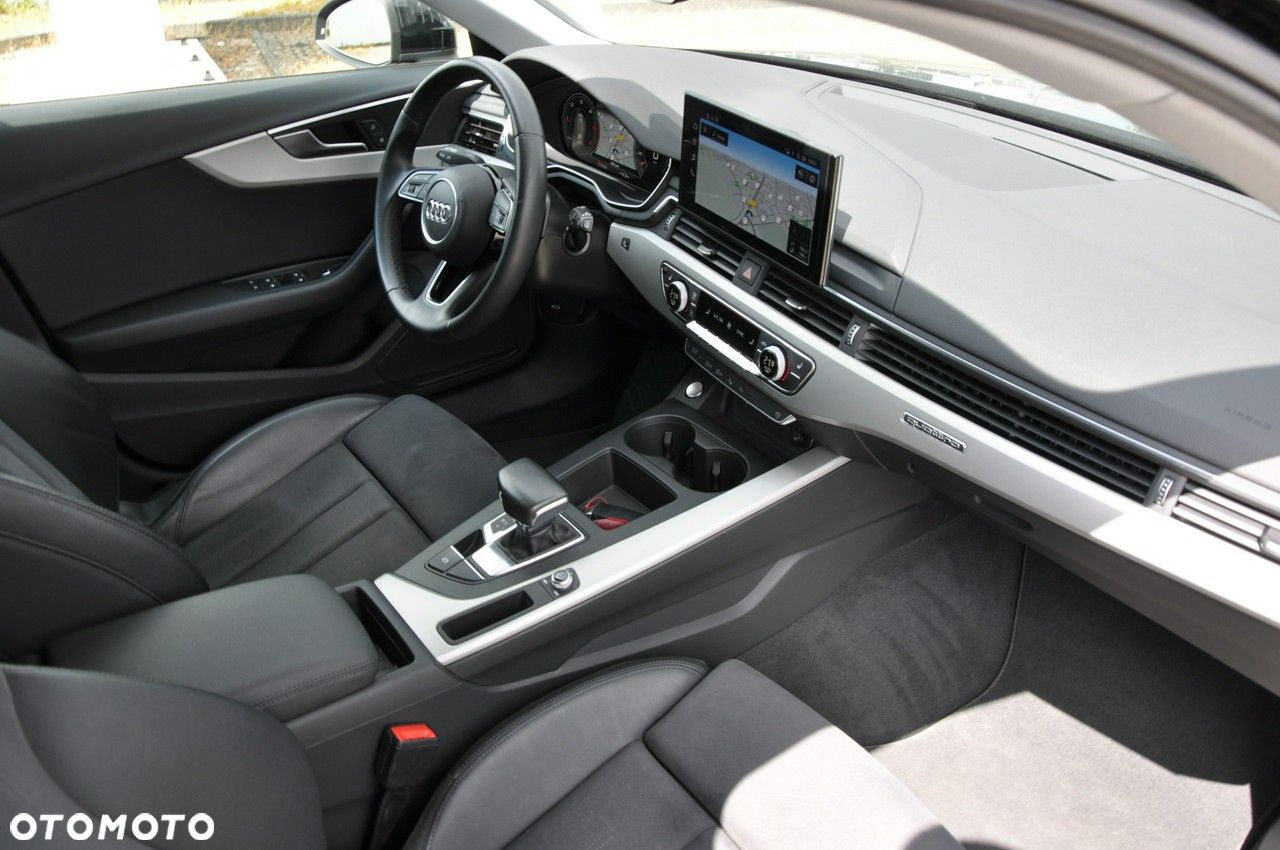 Audi A4 Avant 40 TDI quattro S tronic - 35