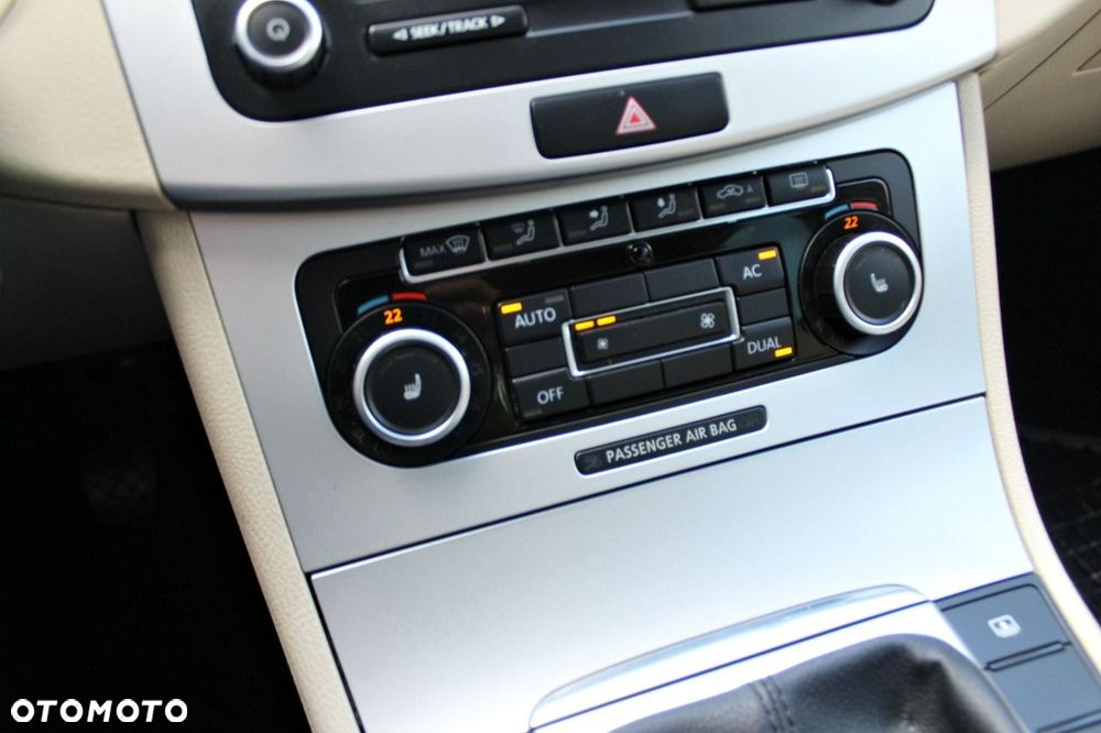 Volkswagen Passat CC - 15