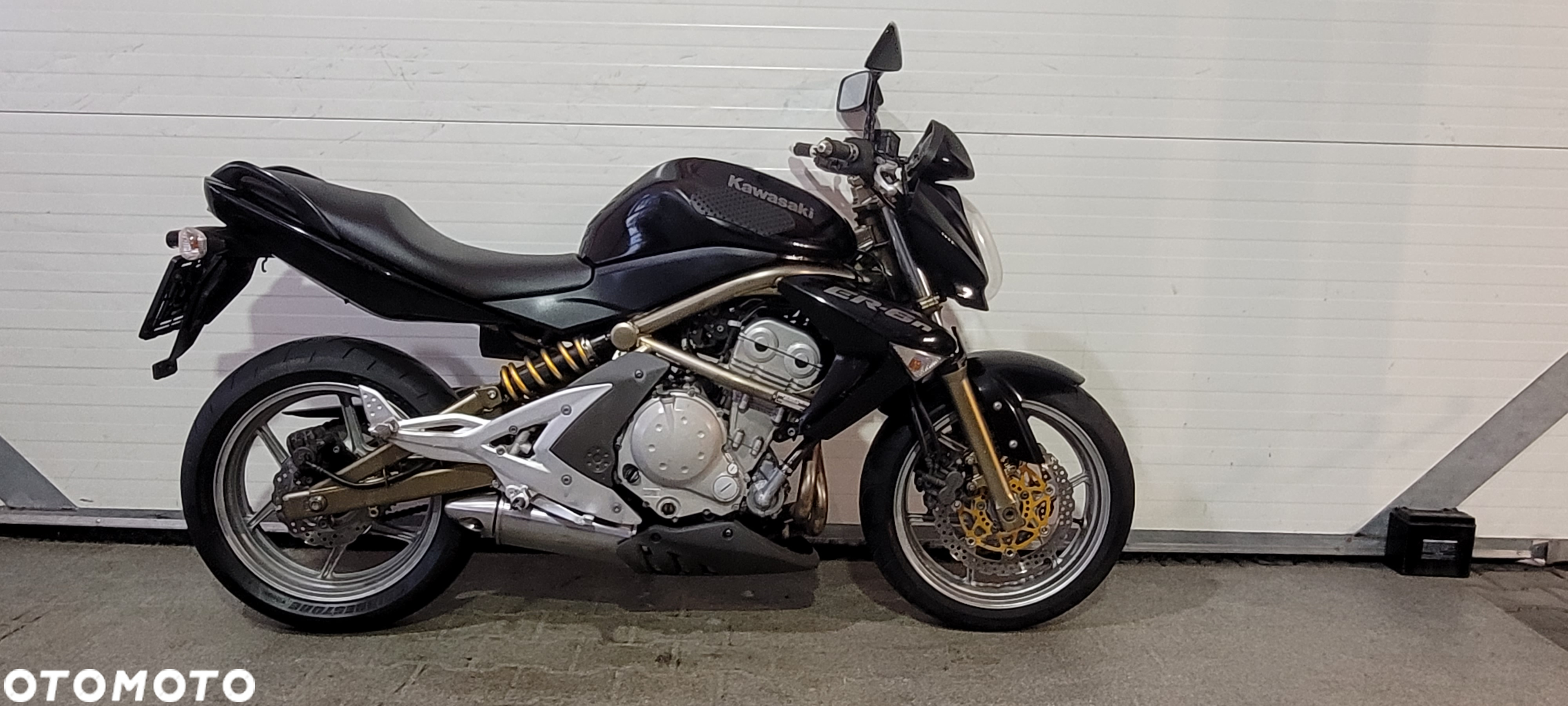 Kawasaki ER - 2