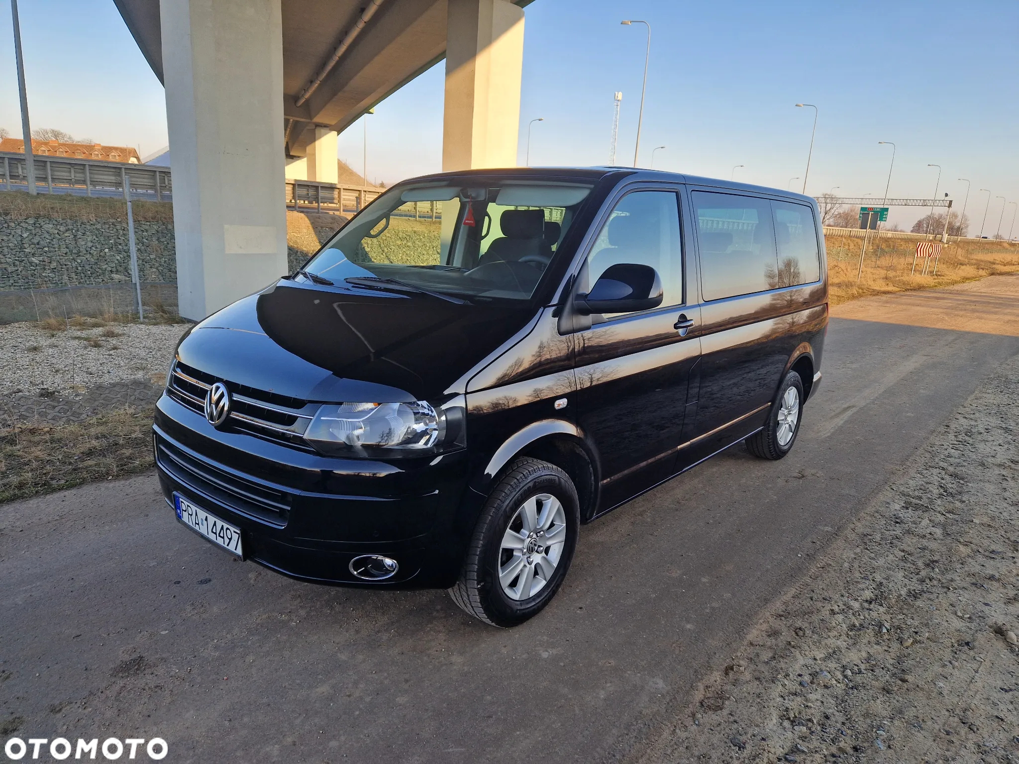 Volkswagen Multivan 2.0 TDI L1 Comfortline - 2