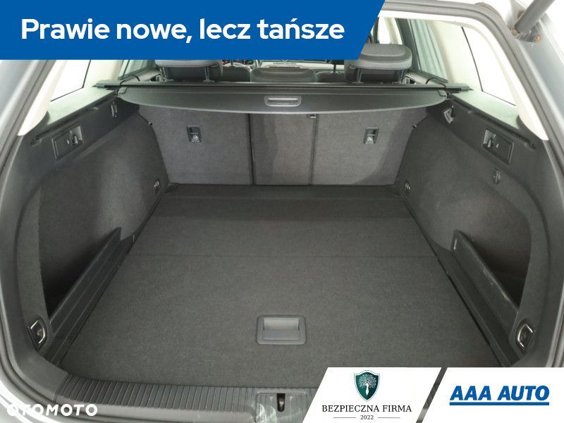 Volkswagen Passat Variant - 13