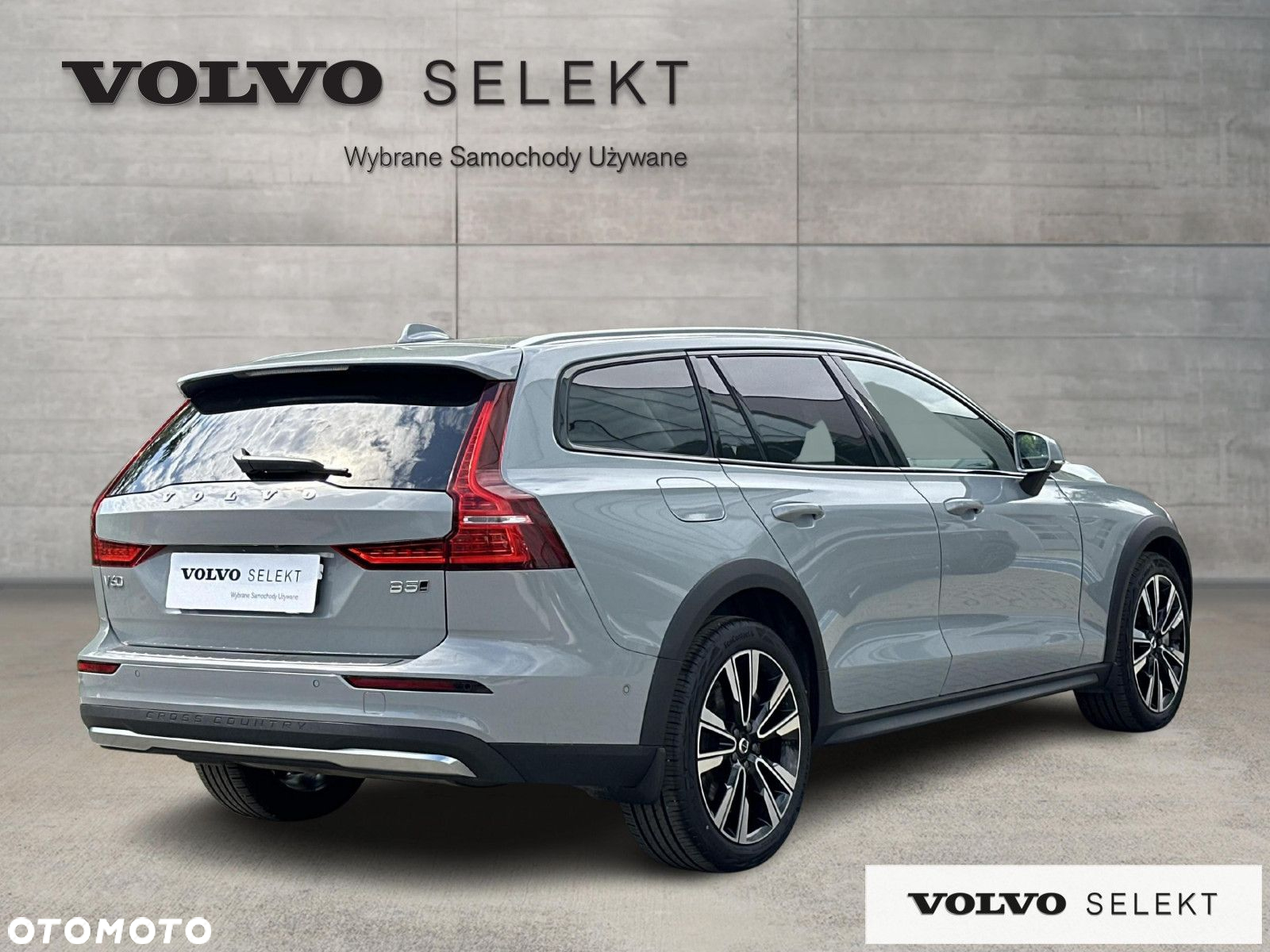 Volvo V60 Cross Country - 6