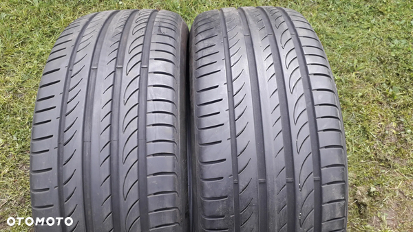 Opony letnie lato 245/45/19 245/45R19 para 2szt Pirelli Vito V-Klasa