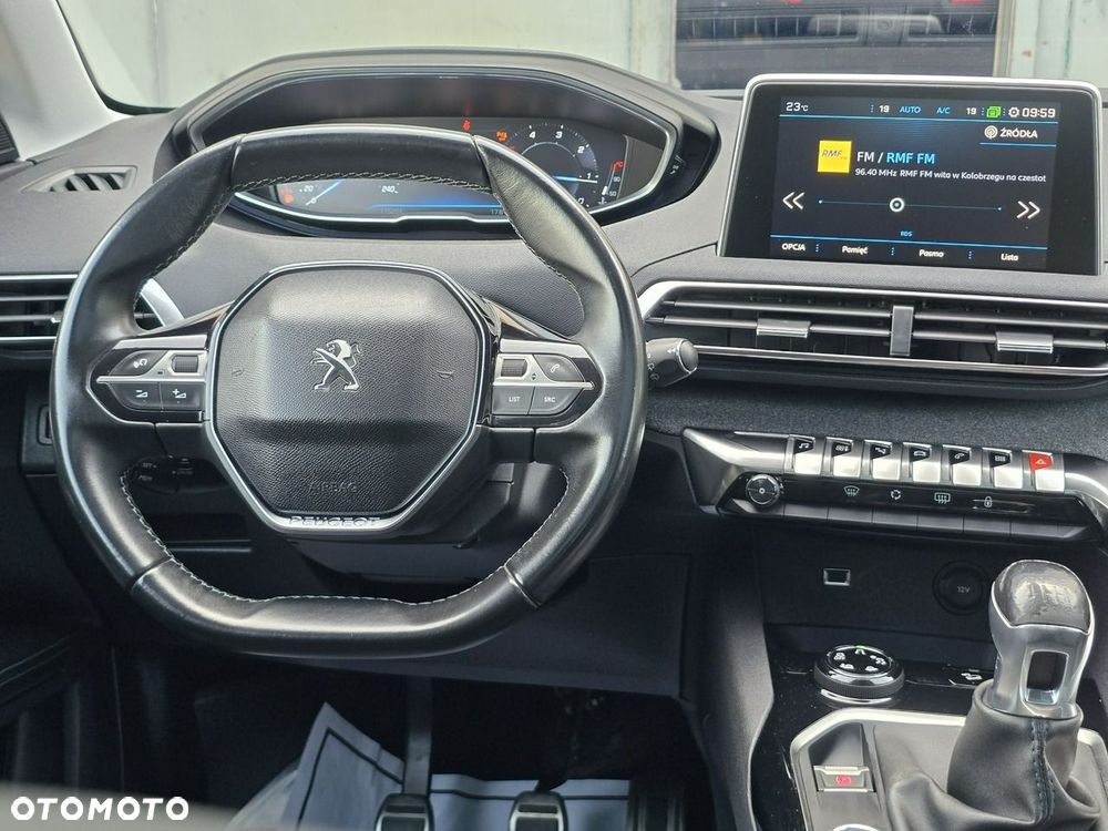 Peugeot 5008 2.0 BlueHDI Crossway S&S - 37